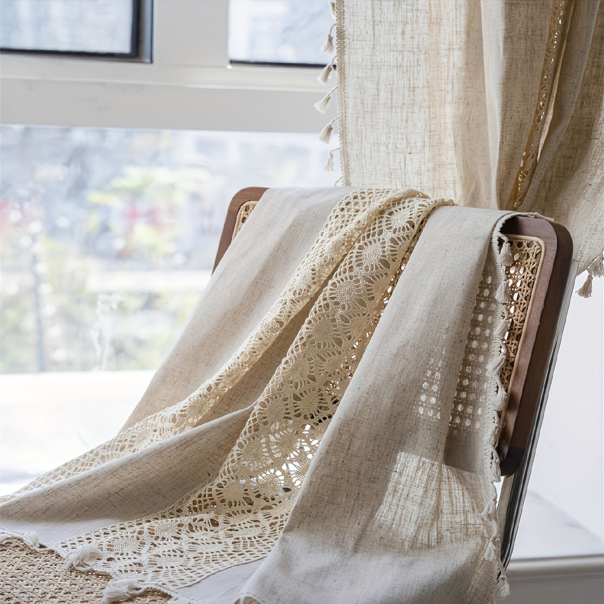 Rideau voilage bohème beige en lin jacquard ajouré à pampilles
