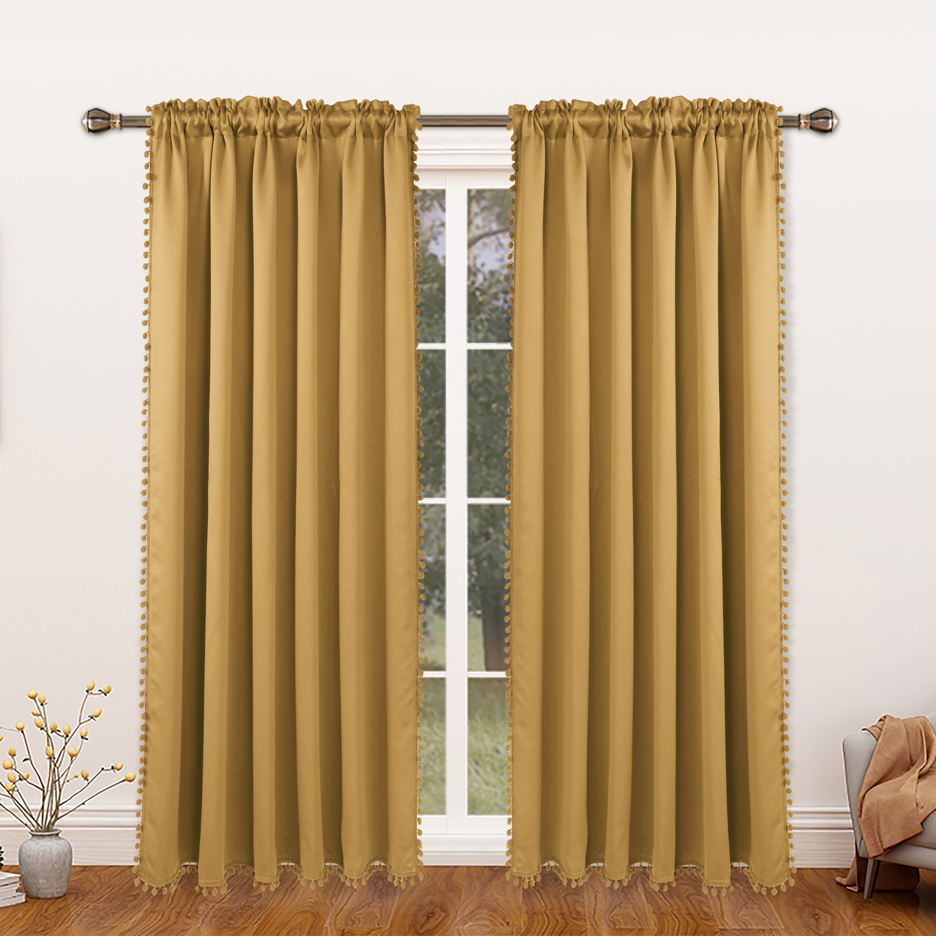 Rideau occultant thermique avec galon pompons pour salon et chambre