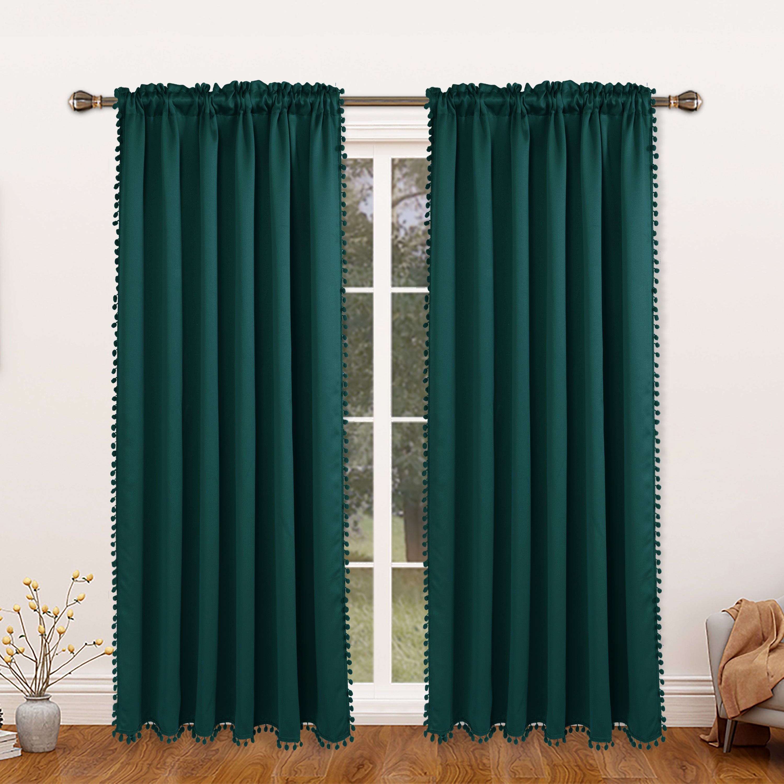 Rideau occultant thermique avec galon pompons pour salon et chambre