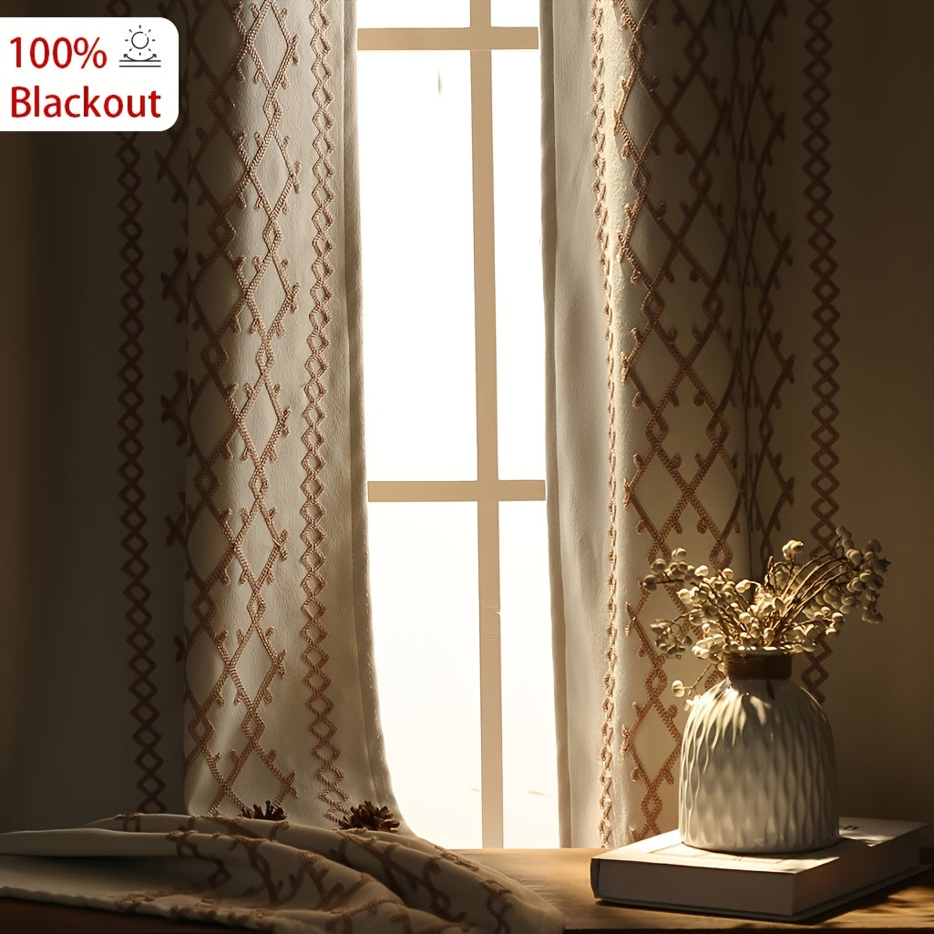 Rideaux occultants brodés beige en polyester style bohème (2 panneaux)
