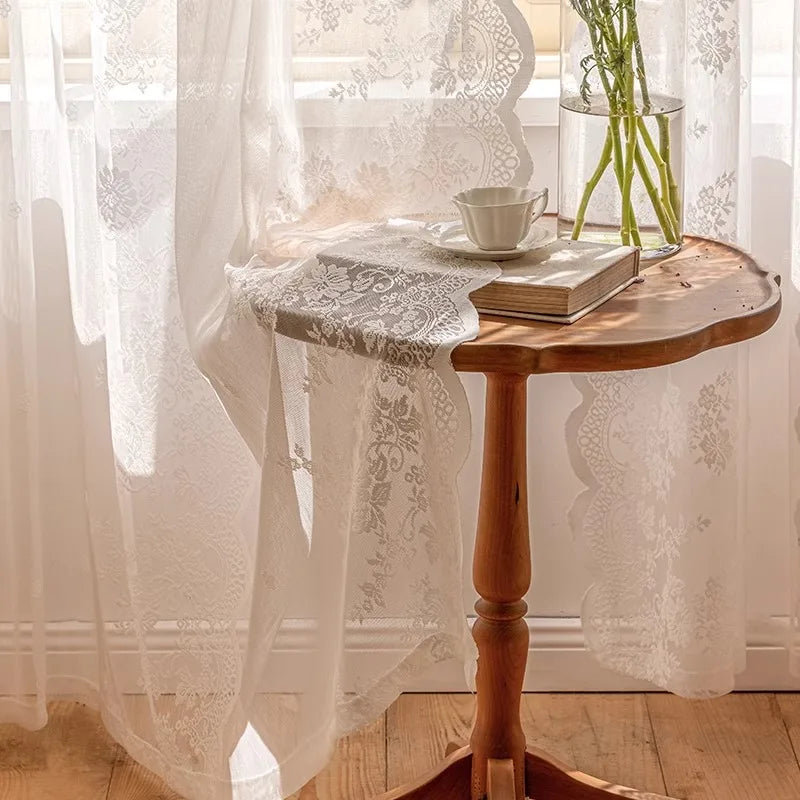 Rideau voilage dentelle blanche florale tamisant élégant pour salon et chambre