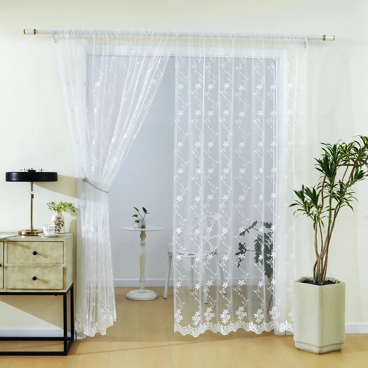 Rideau voilage fleurs brodées dentelle blanche tamisant pour salon et chambre (1 pièce)
