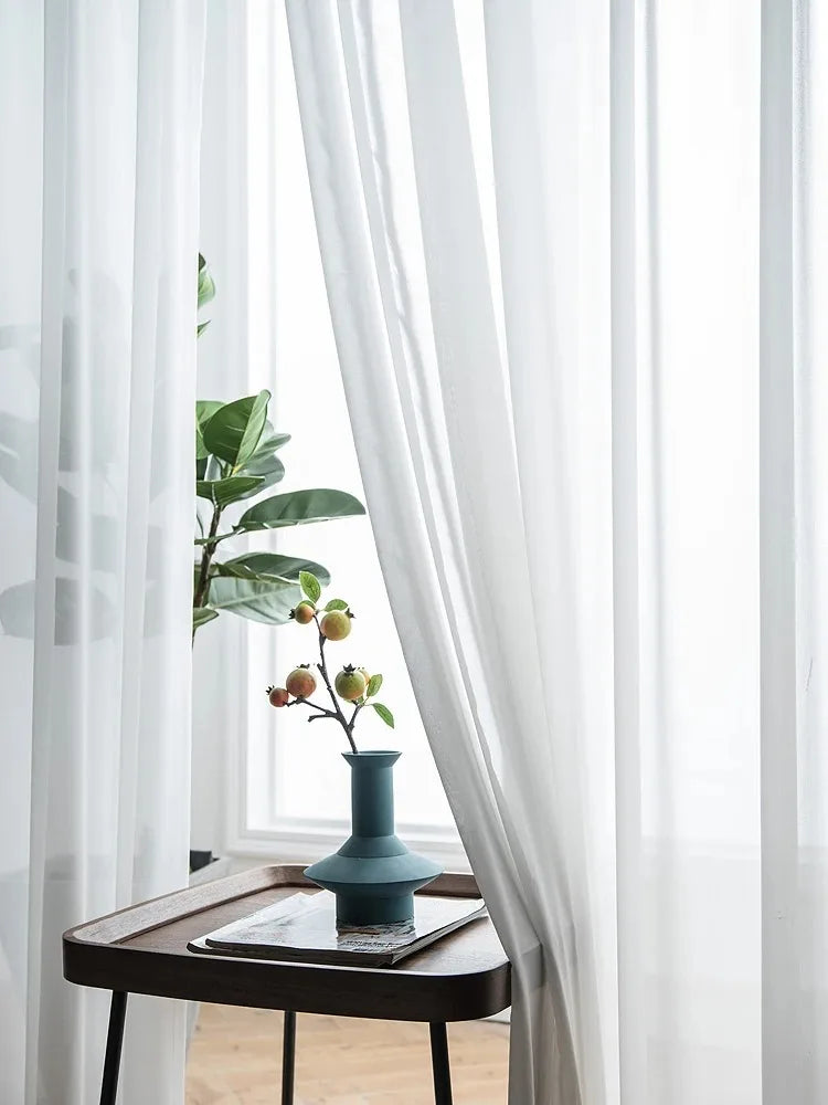 Rideau voilage blanc effet soyeux tamisant polyester pour salon et chambre (140 x 213cm)