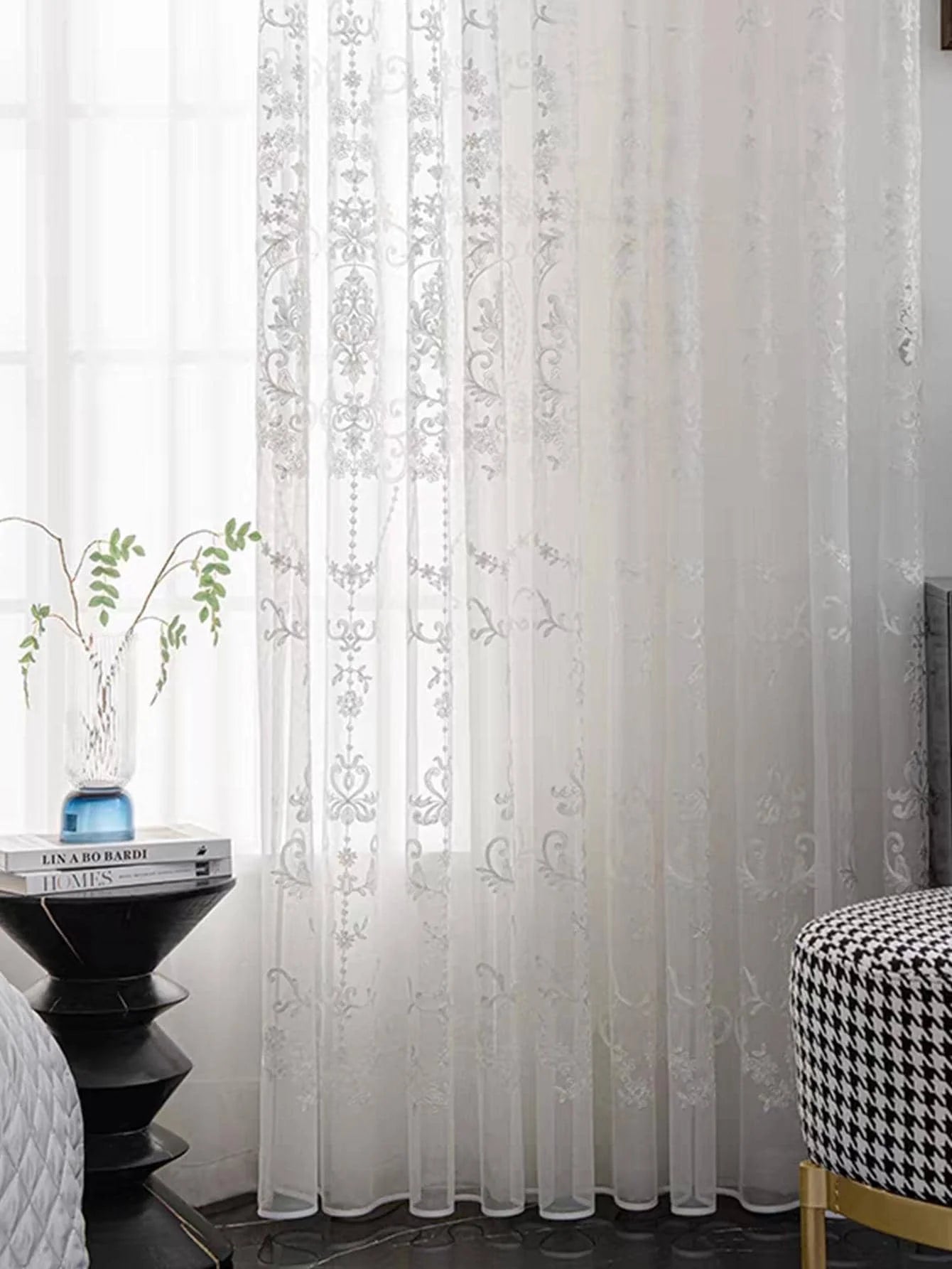 Rideau voilage blanc brodé floral pour salon et chambre