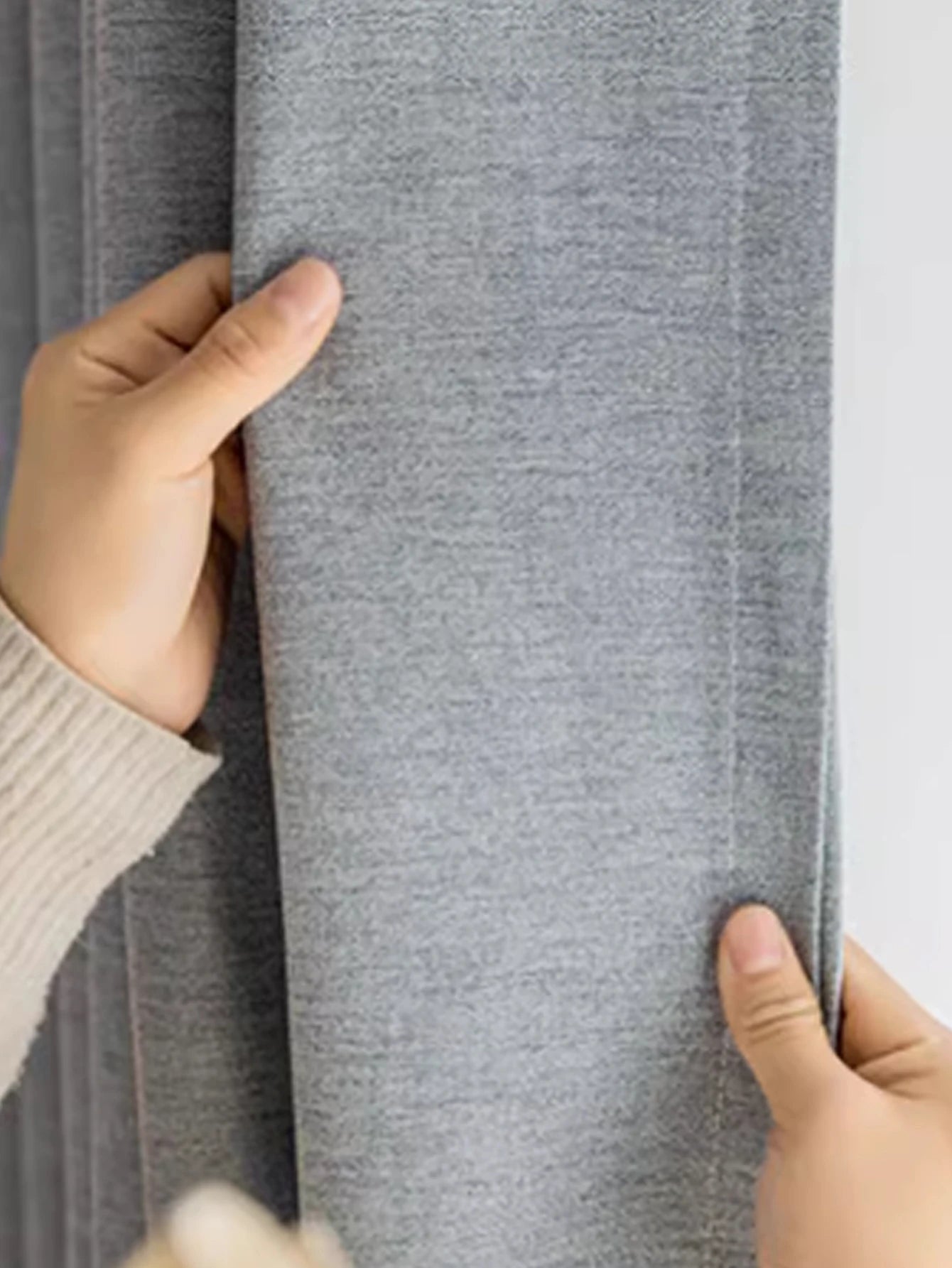 Rideau occultant gris effet lin en polyester pour salon et chambre