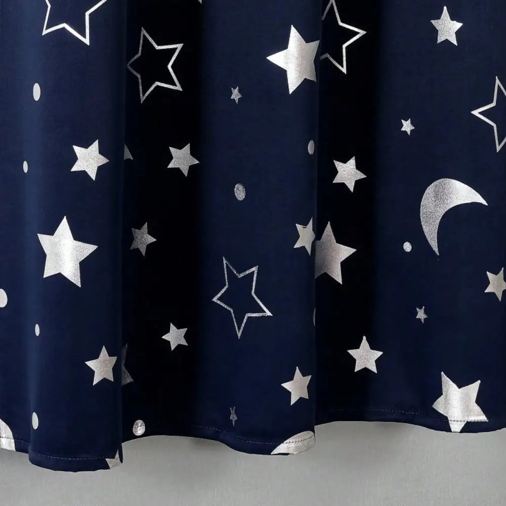 Rideau occultant étoiles et lune argentées en polyester pour chambre