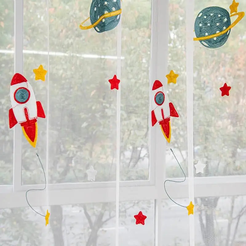 Rideau occultant enfant bleu motif espace fusées et planètes