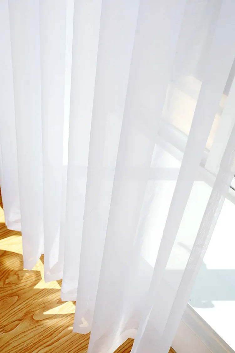 Rideau voilage blanc sur mesure semi-transparent pour salon et baie vitrée