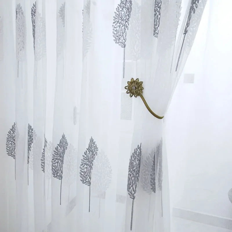 Rideau voilage blanc brodé motif arbre pour salon et chambre