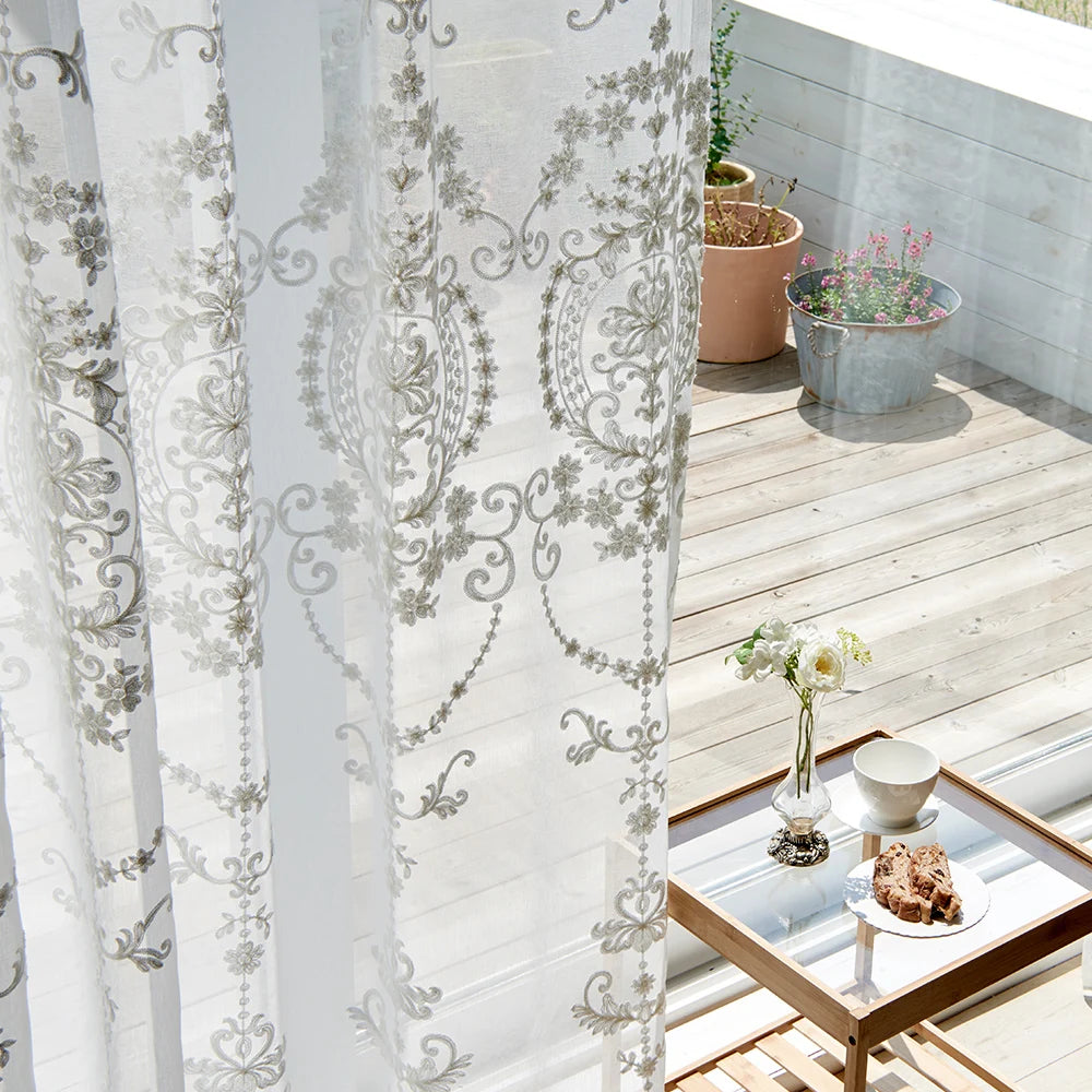 Rideau voilage blanc brodé floral tamisant en polyester pour salon et chambre