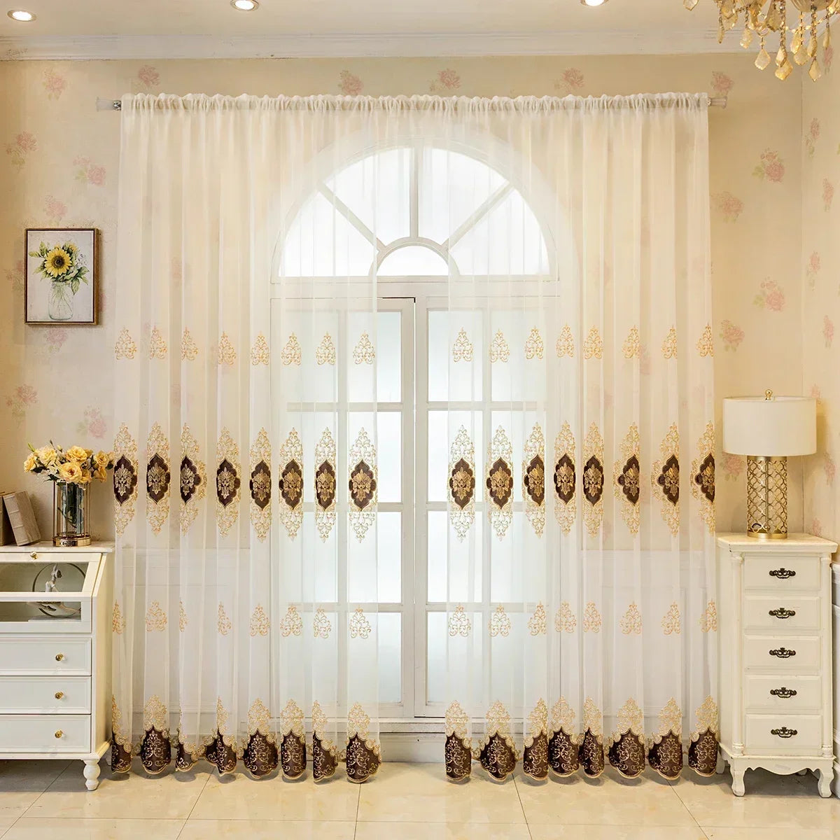 Voilage blanc brodé motifs marron style européen tamisant pour salon et chambre
