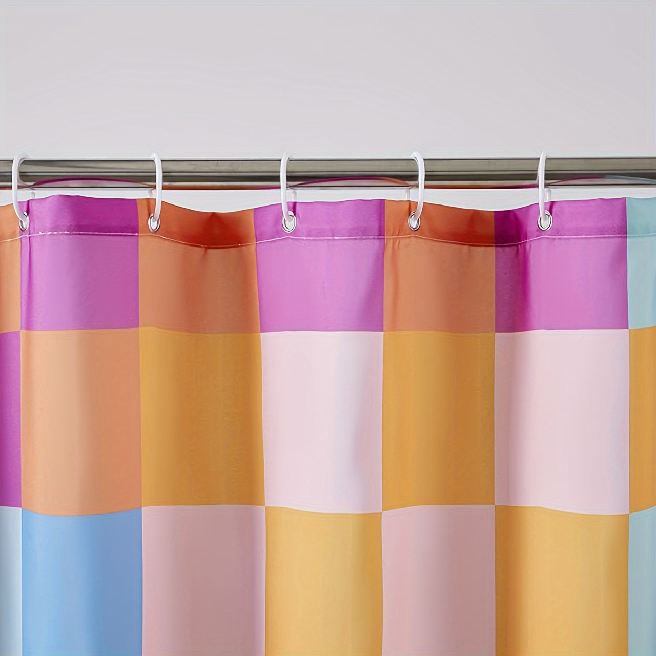 Rideau de douche rétro à carreaux multicolores