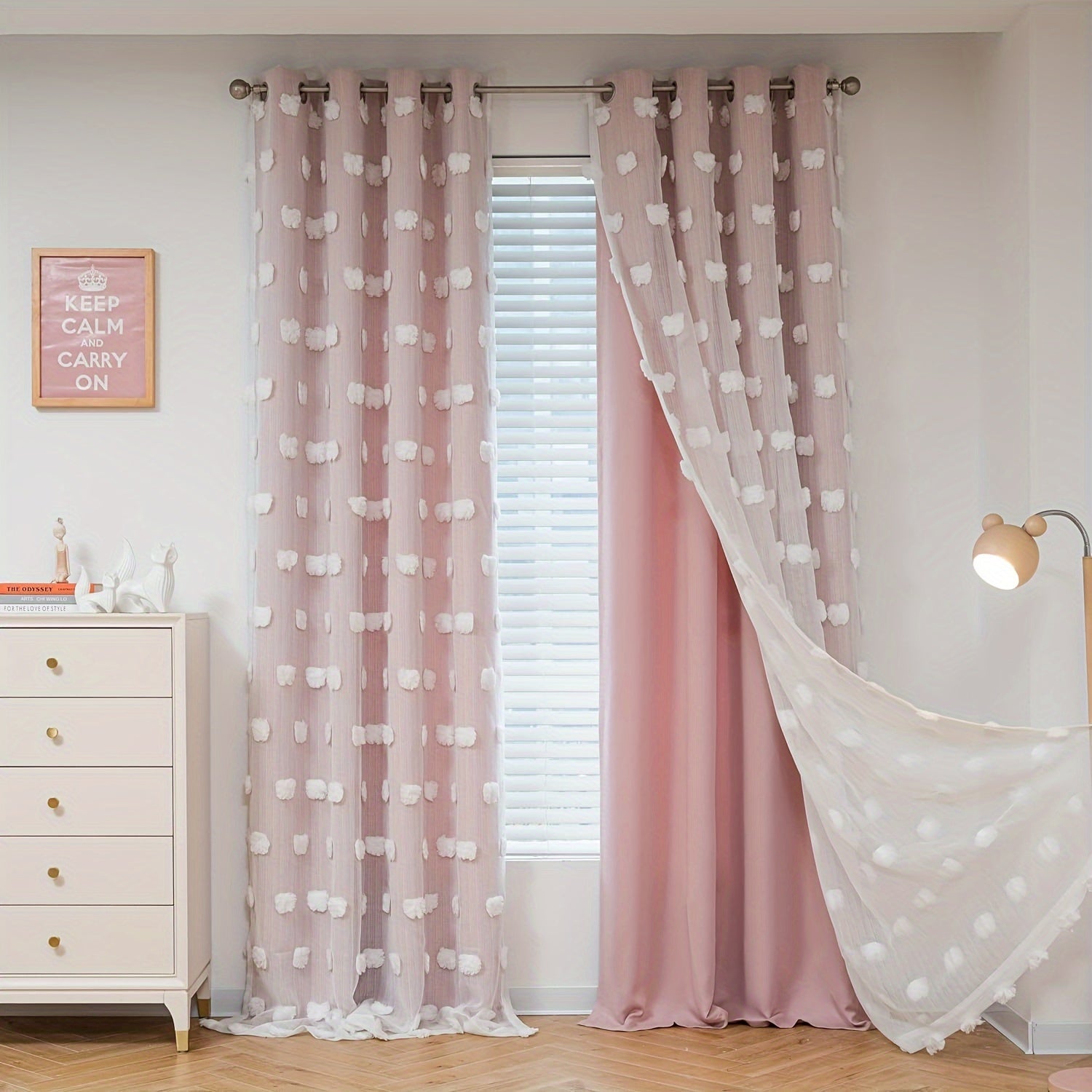 Rideau voilage blanc à pompons double épaisseur pour chambre