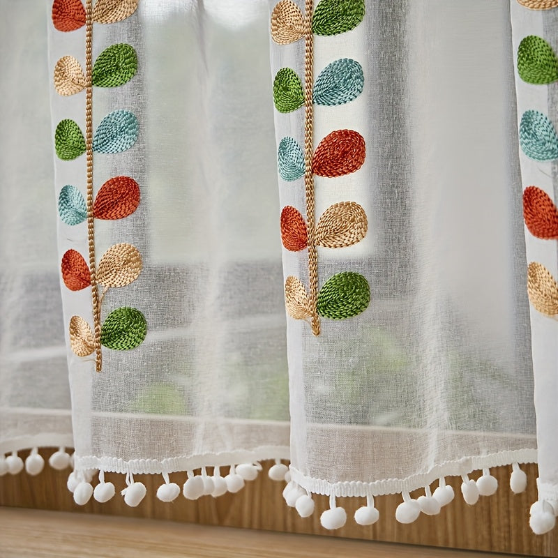 Rideau voilage court à feuilles brodées multicolores avec pompons (2 panneaux)