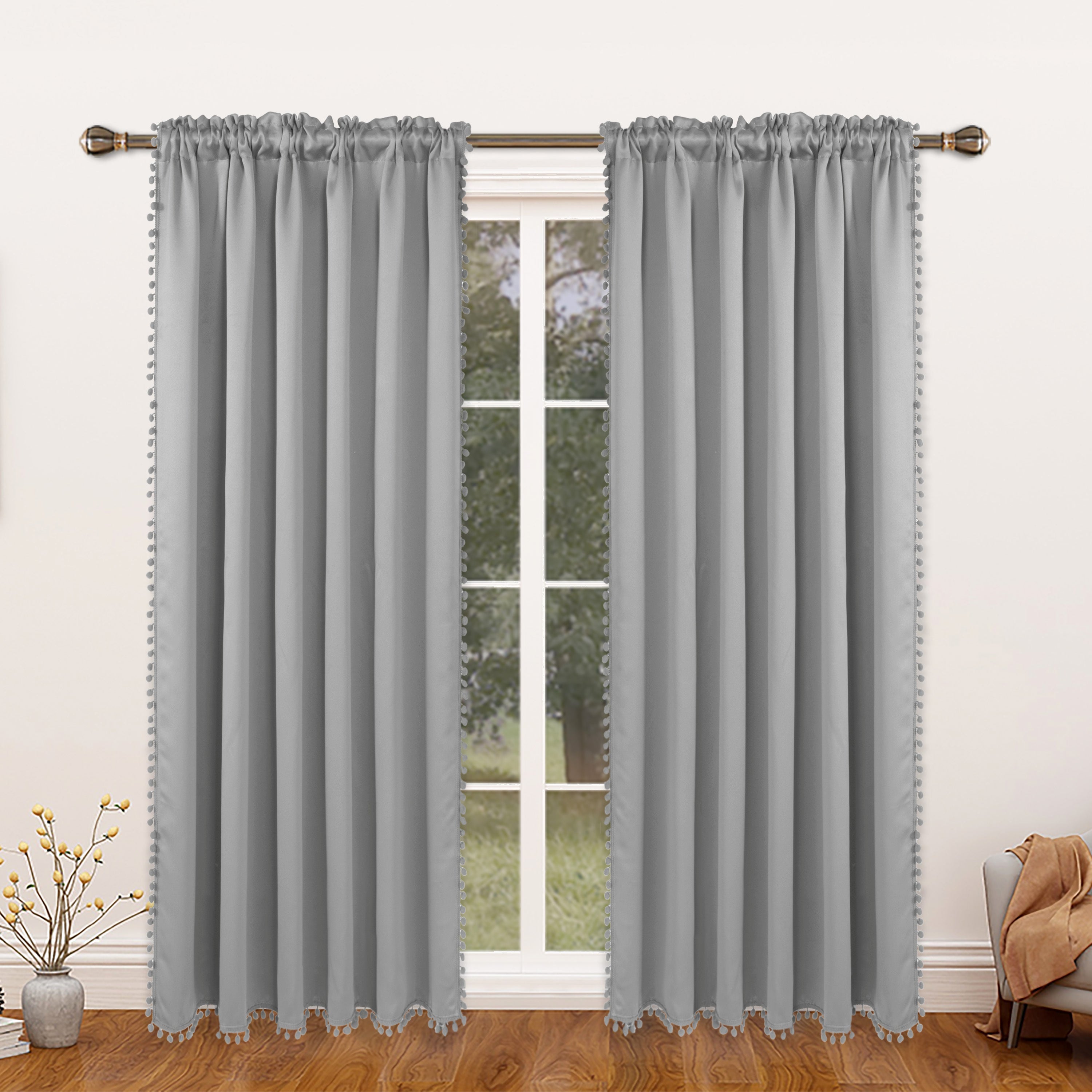 Rideau occultant thermique avec galon pompons pour salon et chambre