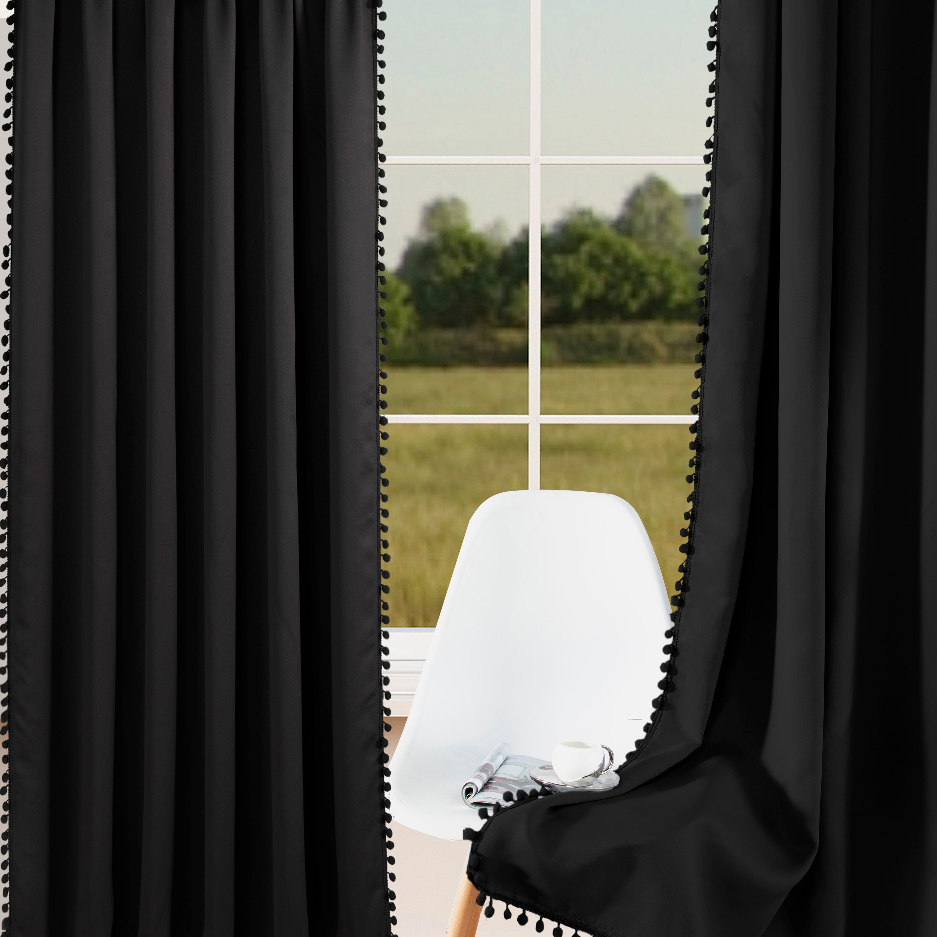 Rideau occultant thermique avec galon pompons pour salon et chambre