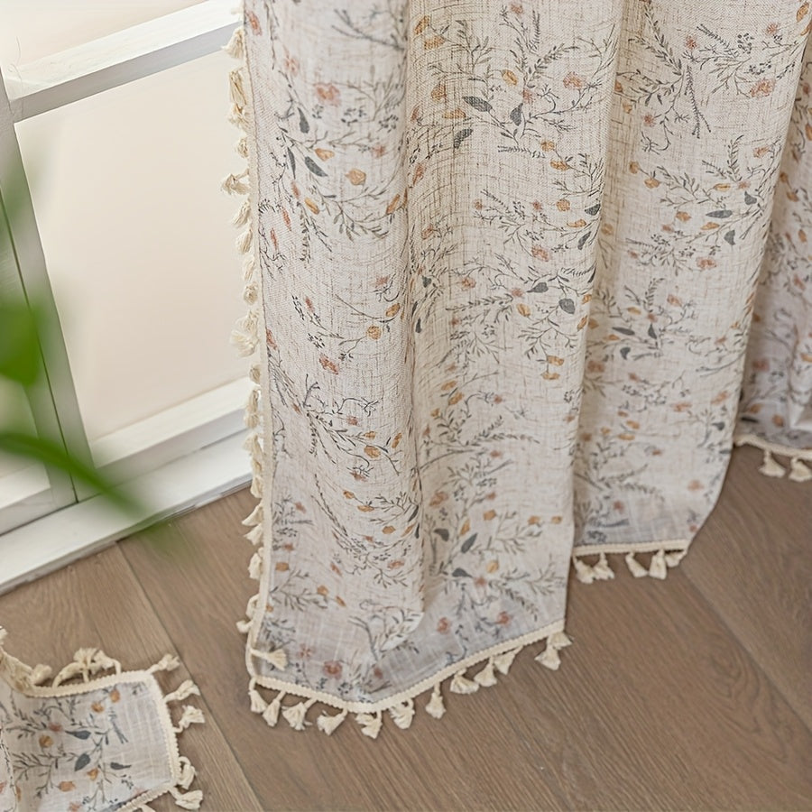 Rideau voilage fleuri style campagne chic avec pompons beige, hauteur moins de 160 cm