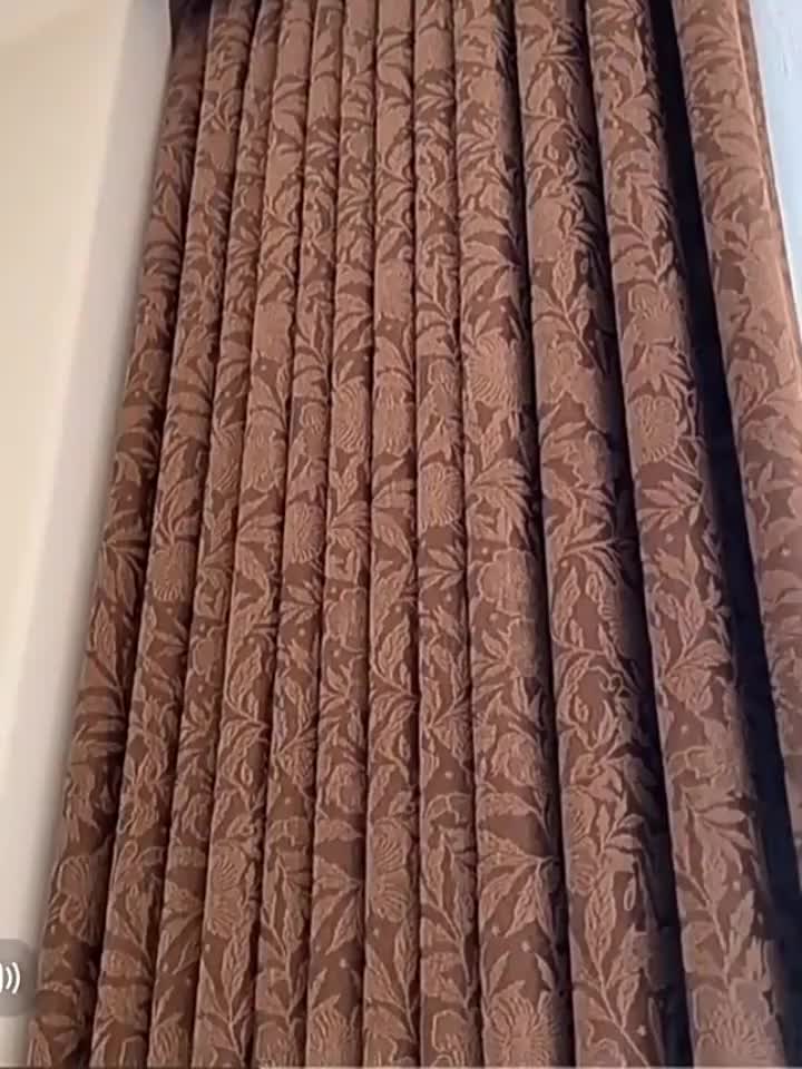 Rideau occultant jacquard chenille marron vintage à œillets