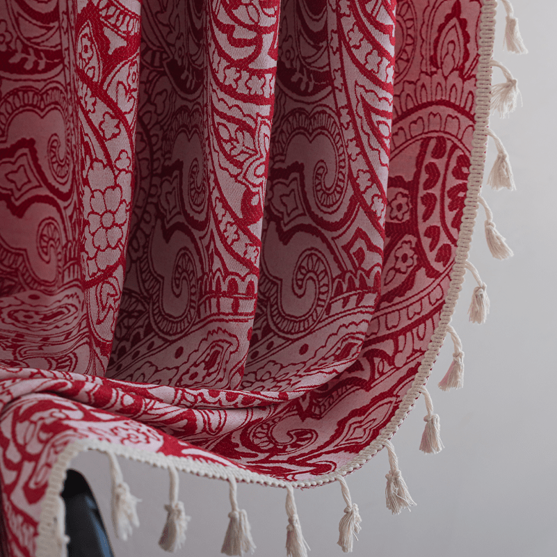Rideau jacquard baroque rouge et rose tamisant à pampilles