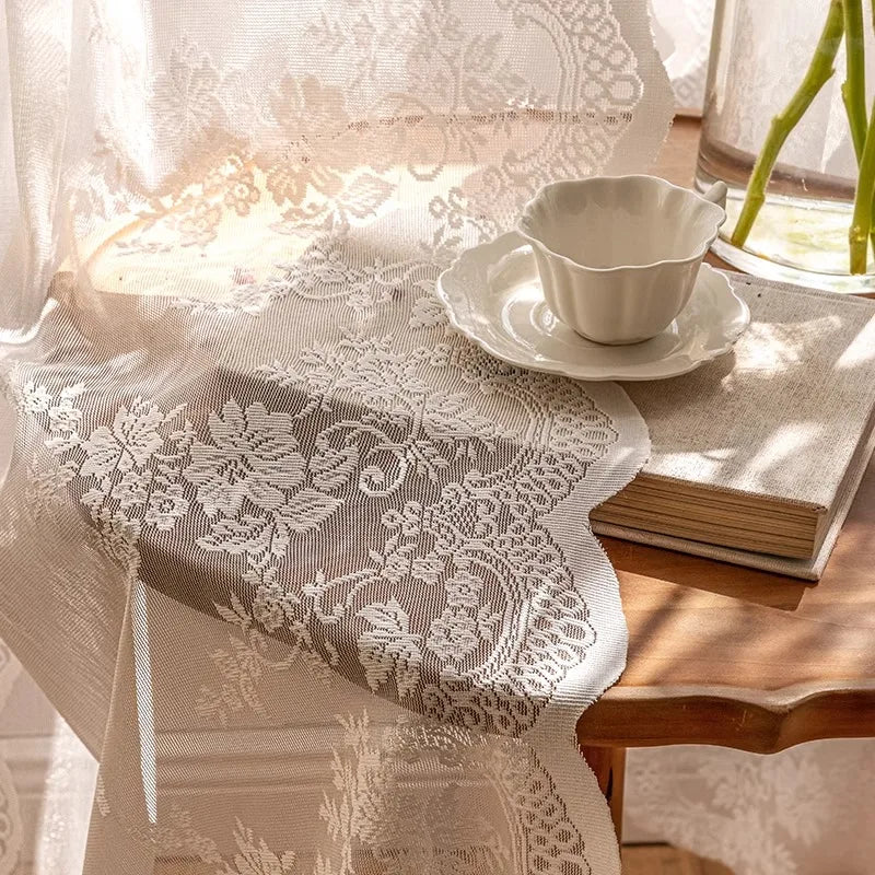 Rideau voilage dentelle blanche florale tamisant élégant pour salon et chambre