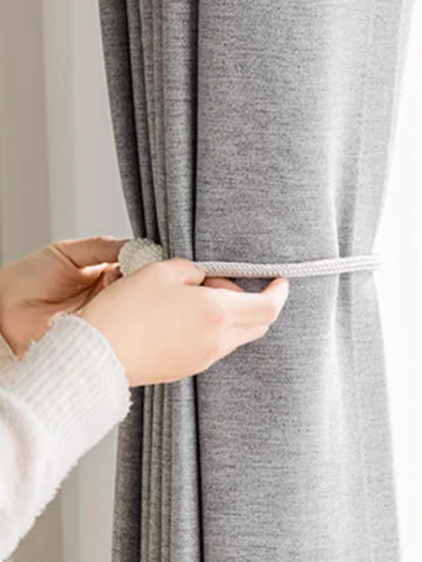 Rideau occultant gris effet lin en polyester pour salon et chambre