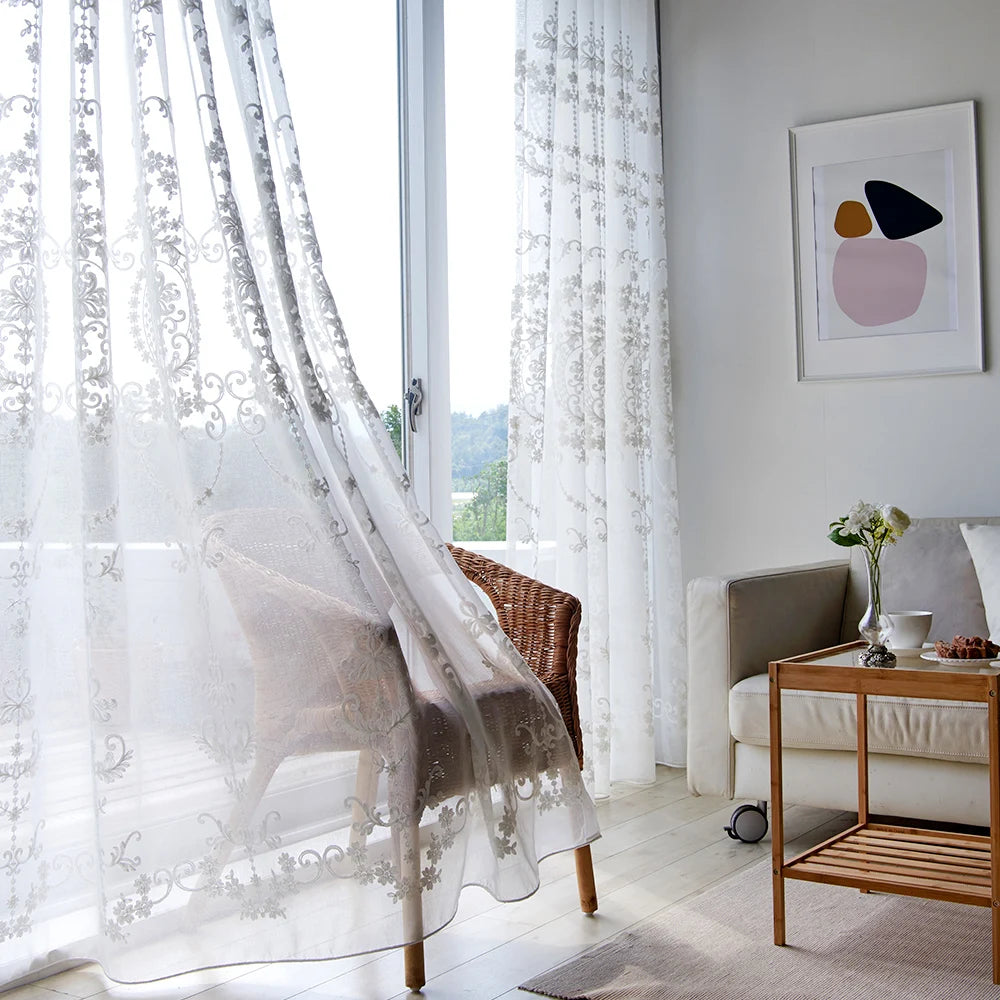 Rideau voilage blanc brodé floral tamisant en polyester pour salon et chambre