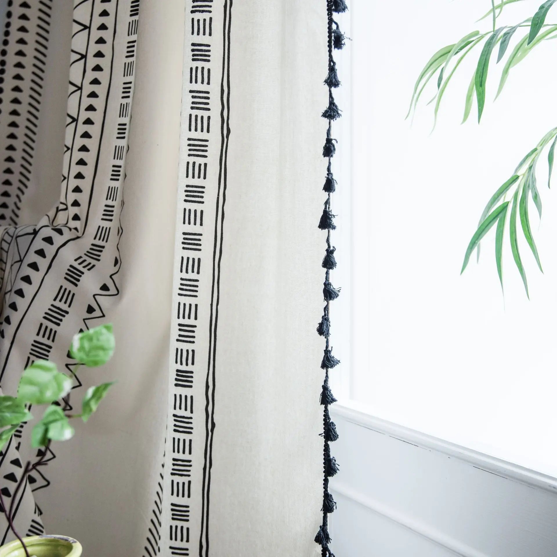Rideau bohème géométrique en coton lin avec pompons décoratifs