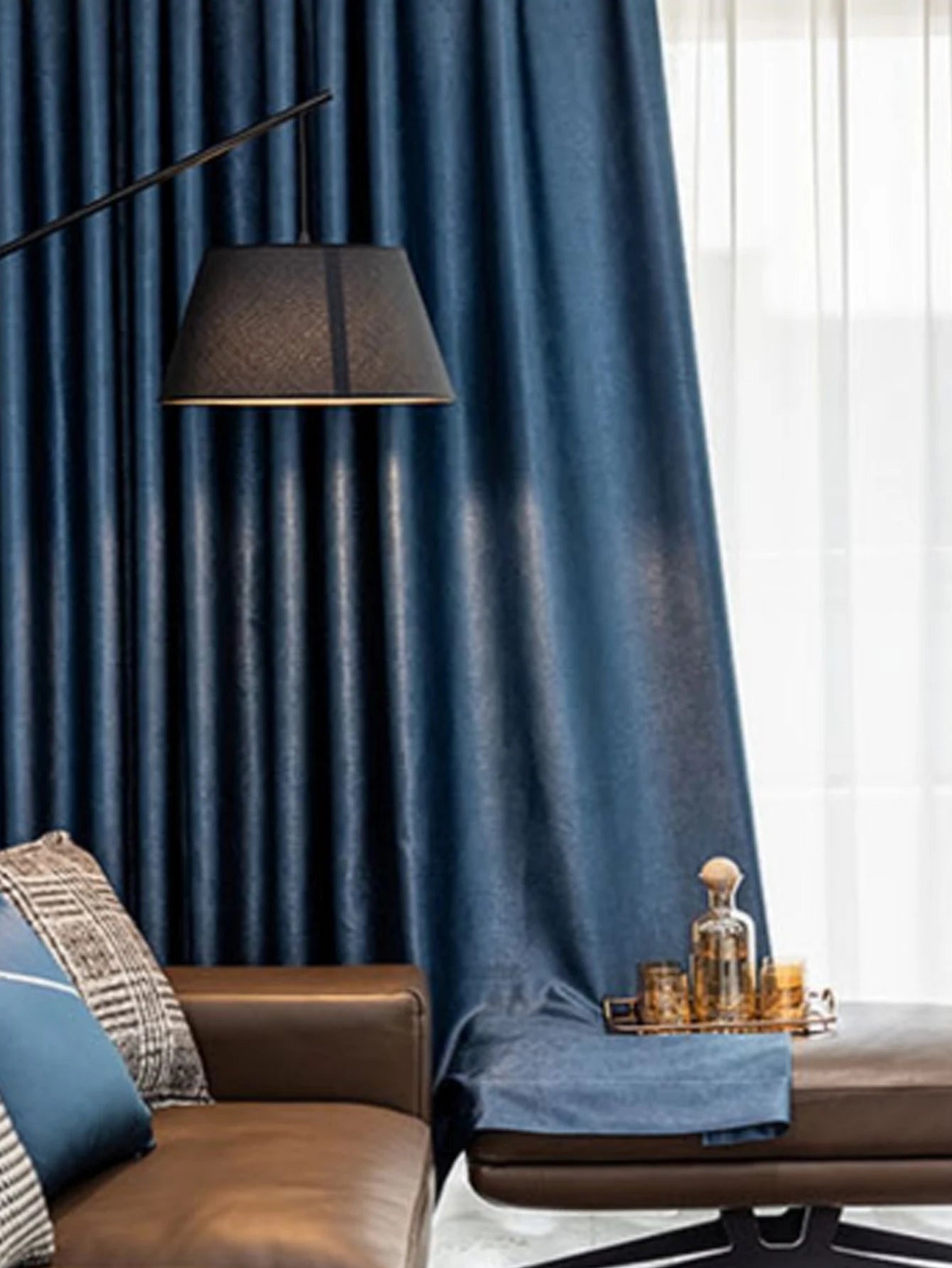 Rideau occultant bleu marine thermique en polyester pour salon et chambre