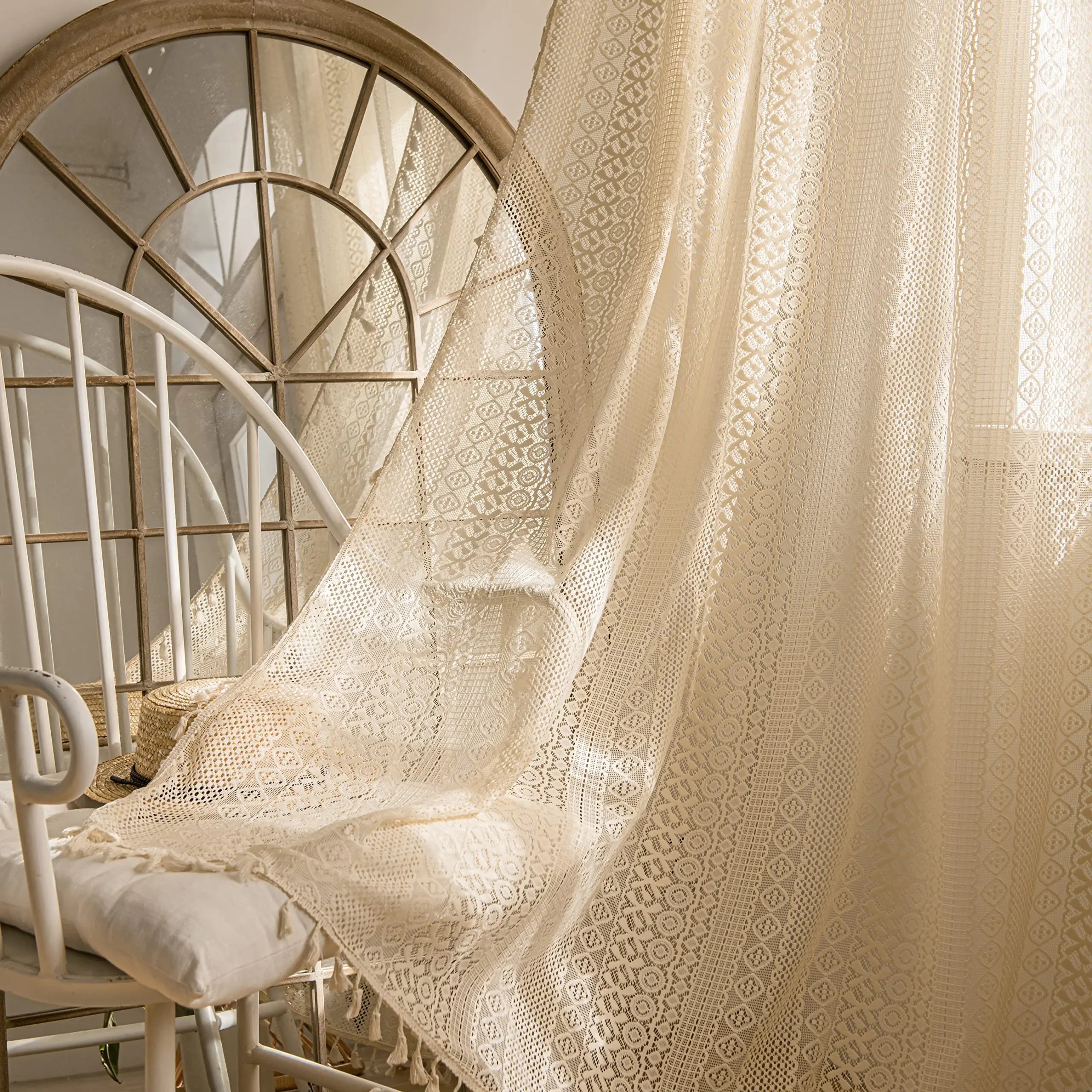 Rideau voilage bohème en coton macramé ajouré avec pompons