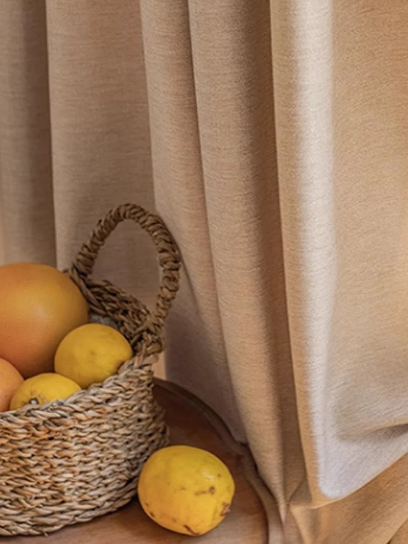 Rideau occultant beige uni en polyester pour chambre et salon