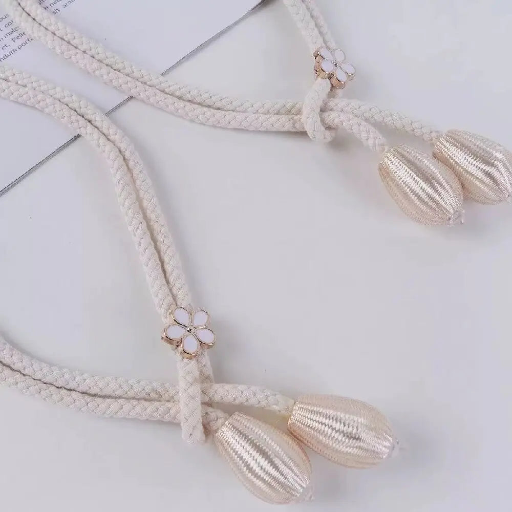 Embrasse de rideau tressée avec boucle fleur et perles (2 pièces)
