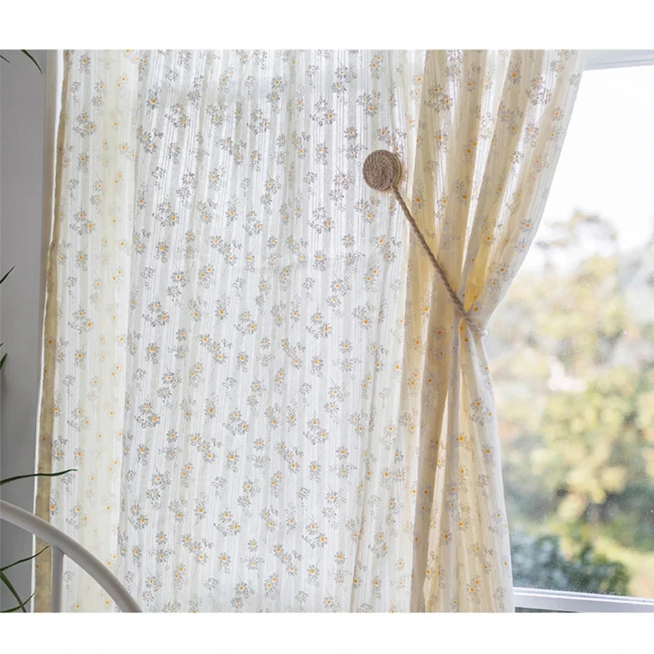 Rideau court en coton à motifs floraux avec pompons, largeur moins de 100 cm