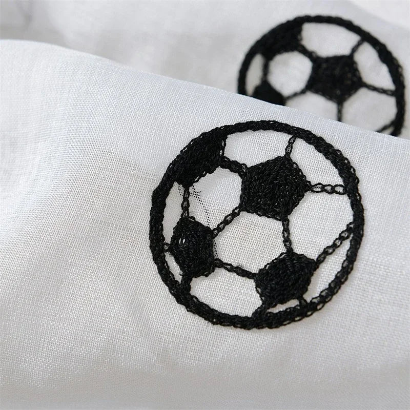 Voilage blanc brodé ballons de football tamisant, largeur 140 à 199 cm