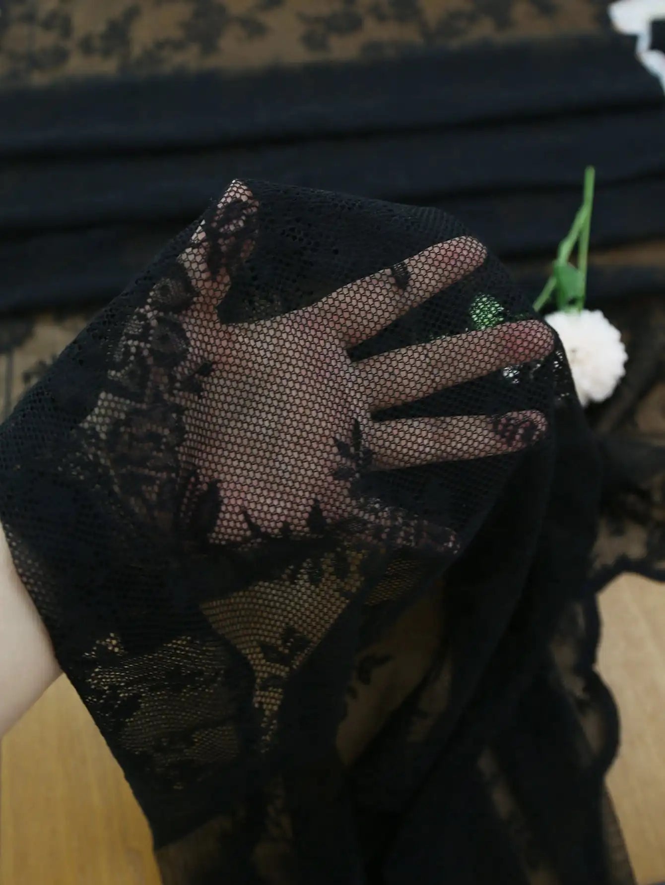 Rideau voilage en dentelle noire à motif floral pour fenêtre