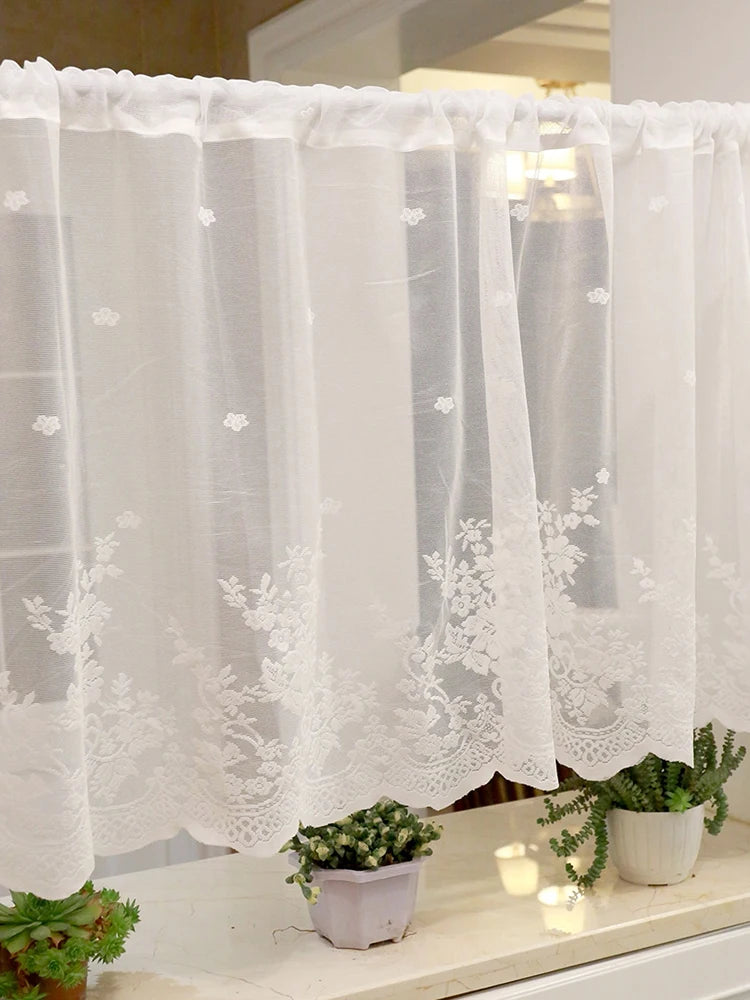 Rideau brise bise dentelle blanche brodée tamisant, largeur 140 à 199 cm