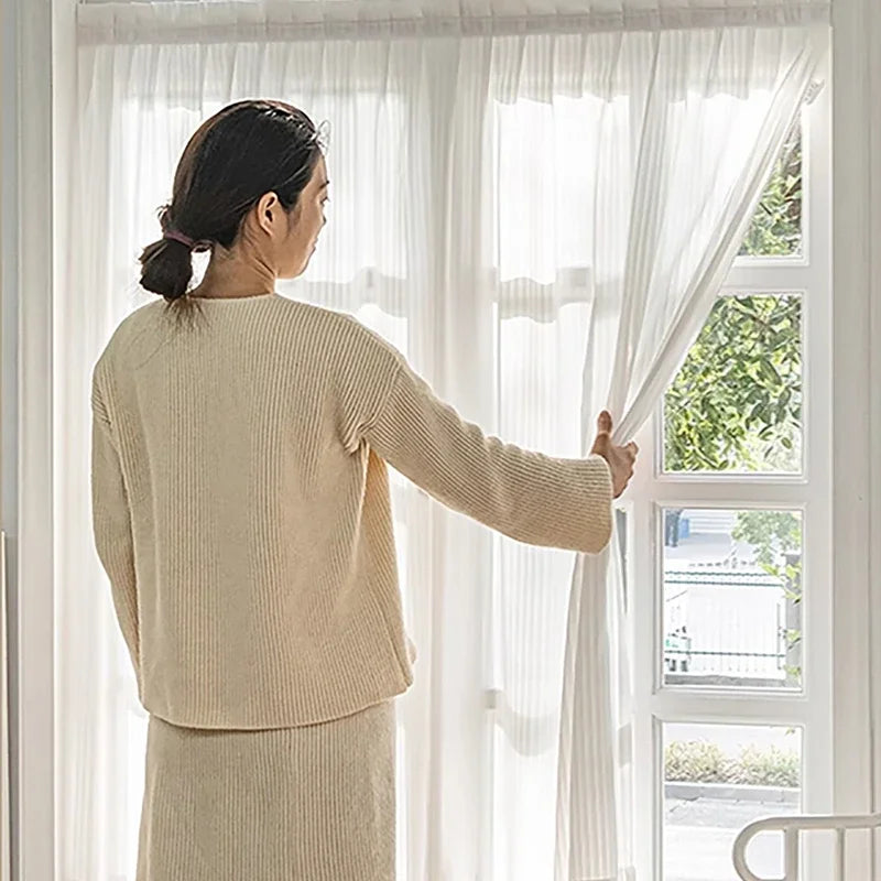 Rideau voilage blanc sans perçage adhésif tamisant en polyester pour fenêtre (1 pièce)