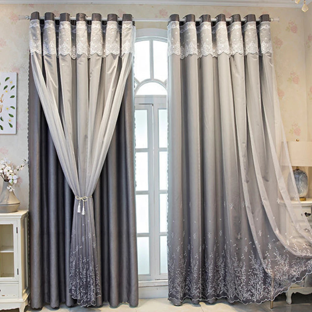 Rideau occultant double épaisseur gris foncé brodé style luxe, pose à œillets