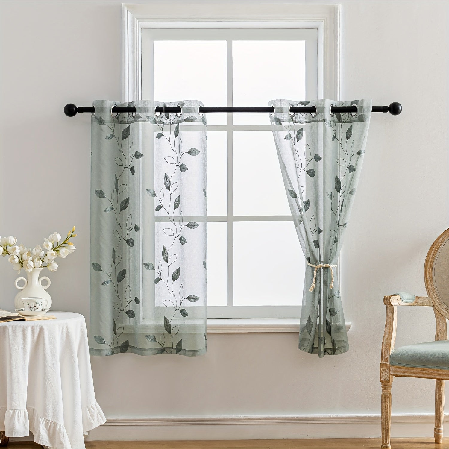 Rideaux voilage brodés motif feuilles avec œillets pour salon et chambre (2 panneaux)