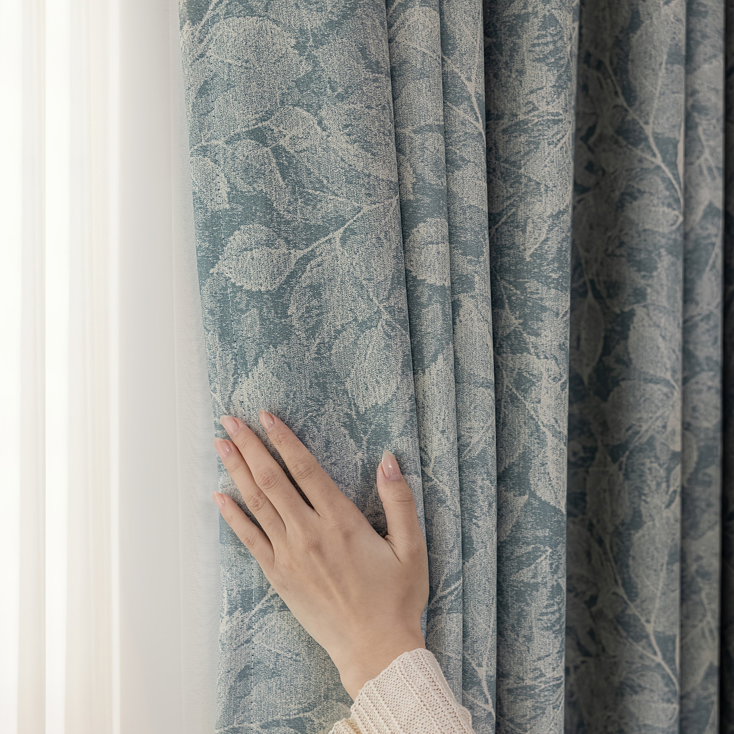 Rideau occultant jacquard chenille motif feuille bleu pour salon et chambre