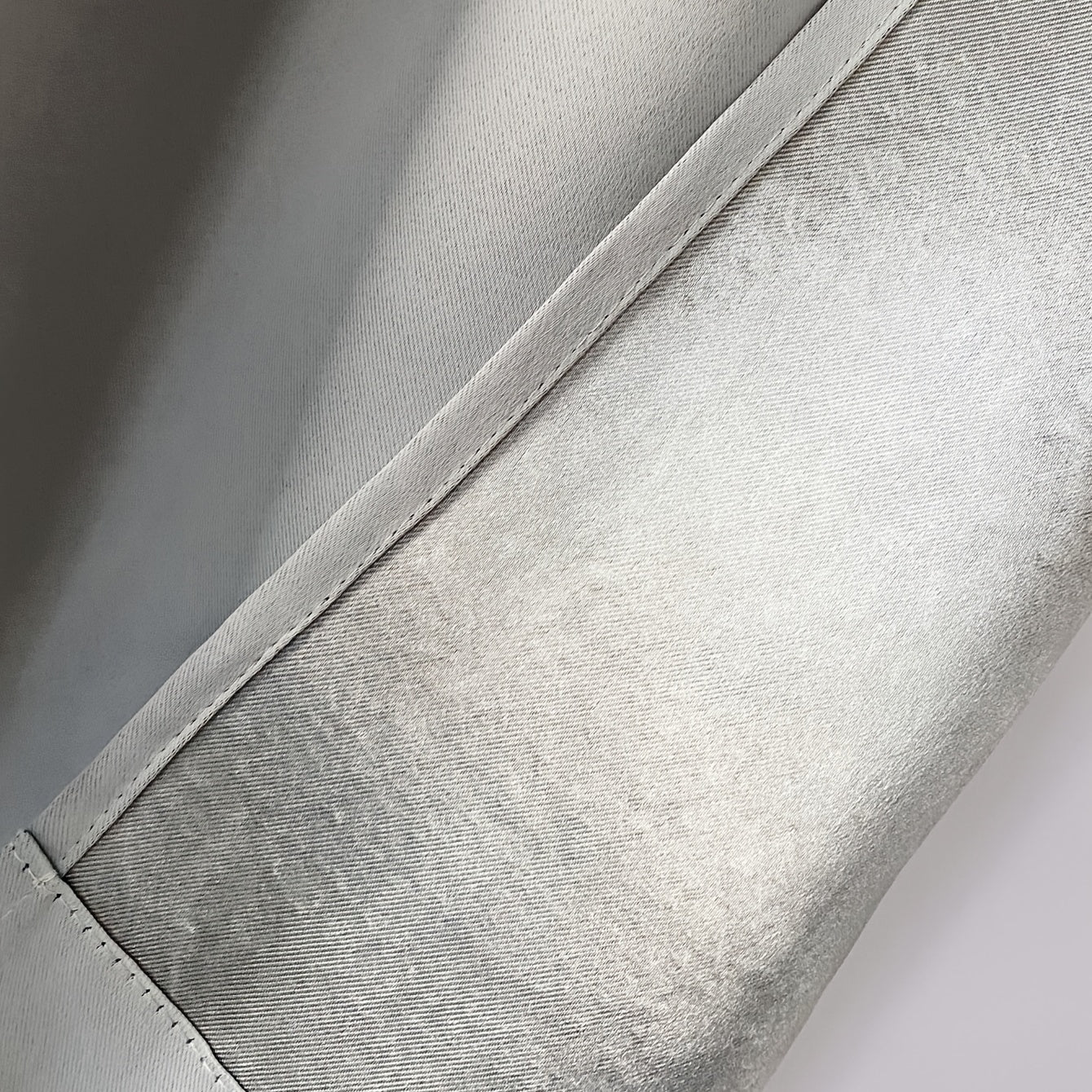 Rideau occultant thermique en polyester avec passage tringle, idéal salon et chambre