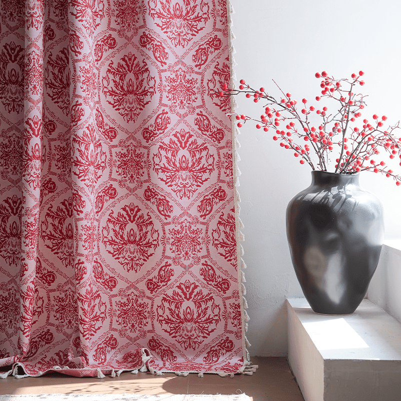 Rideau jacquard baroque rouge et rose tamisant à pampilles
