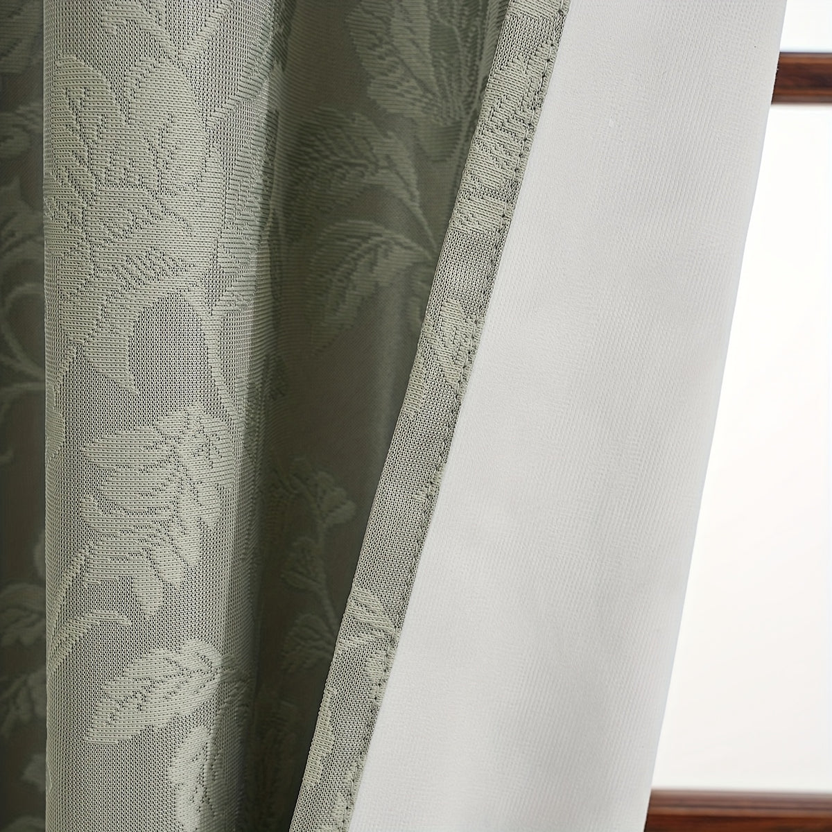 Rideau occultant jacquard floral épais avec œillets métalliques, hauteur 160 à 199 cm