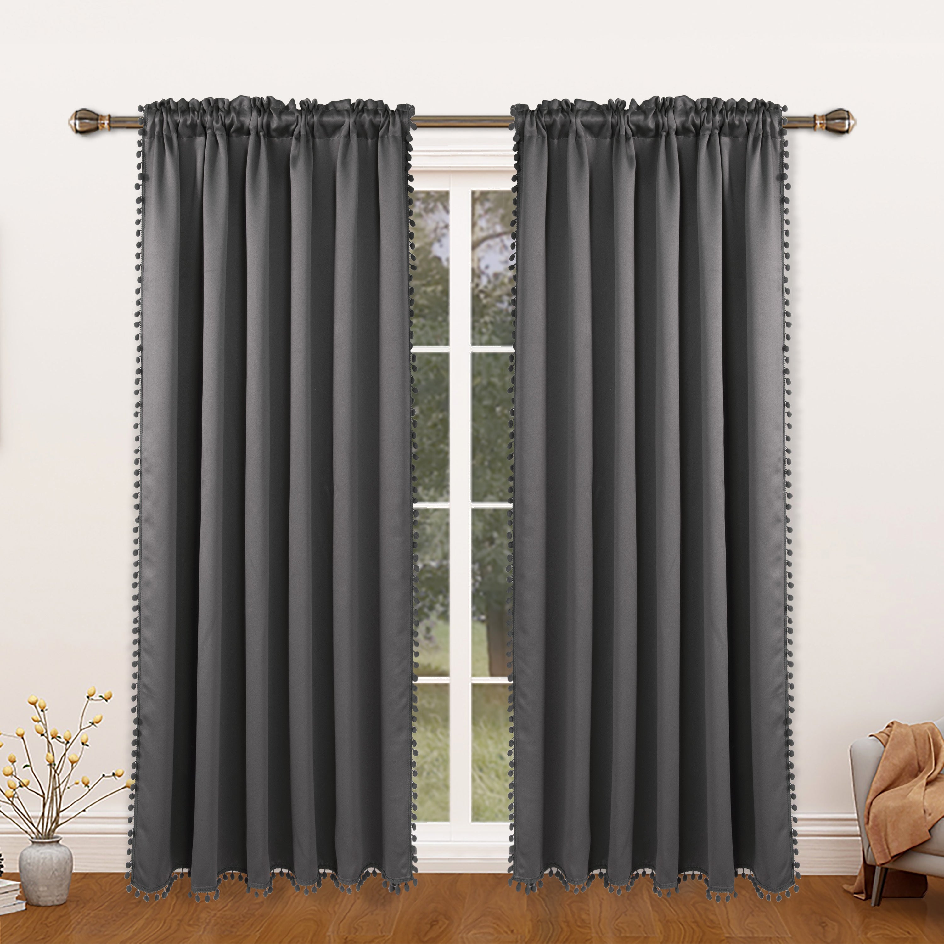 Rideau occultant thermique avec galon pompons pour salon et chambre
