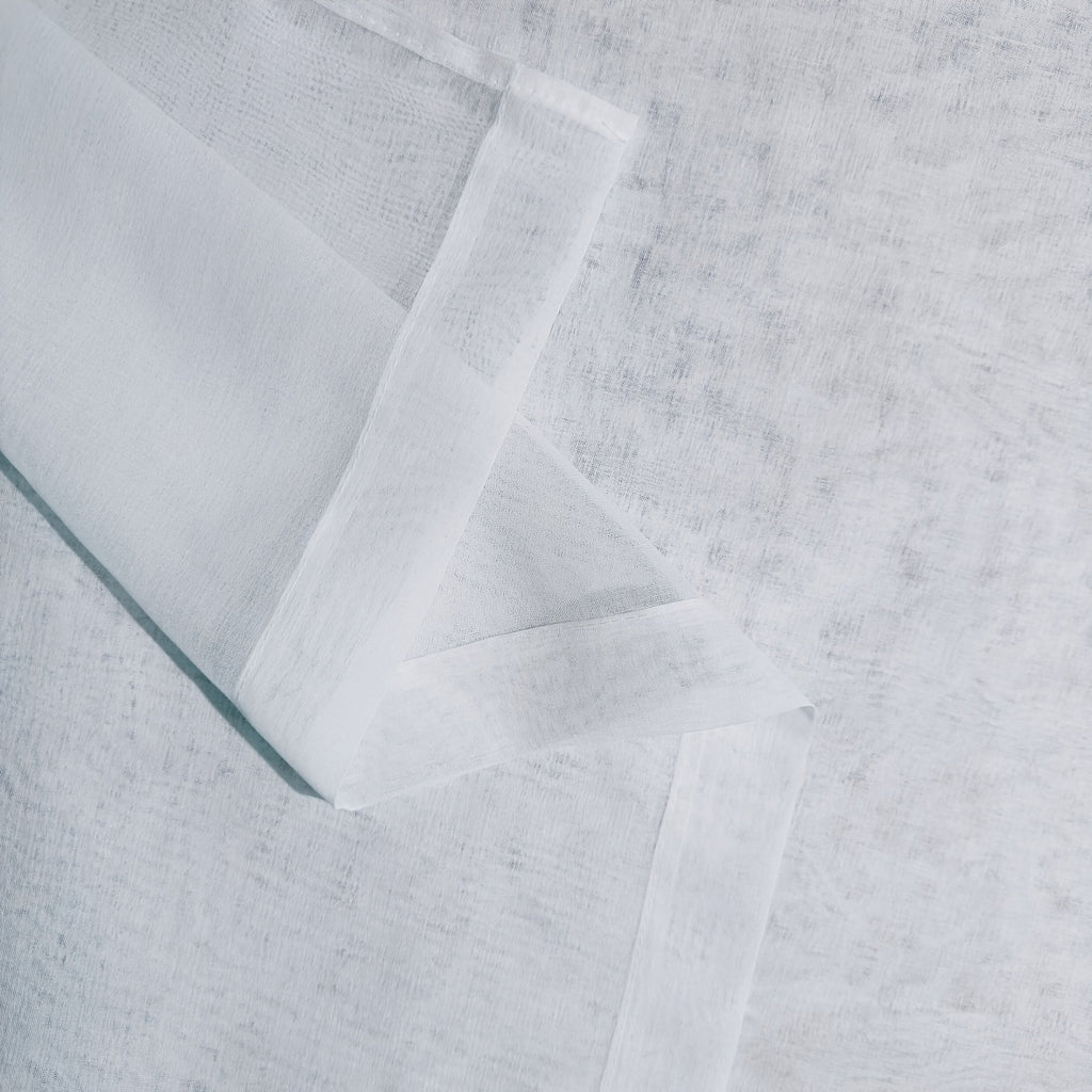 Rideau voilage grande largeur blanc semi-transparent pour baie vitrée, hauteur 270 cm et plus