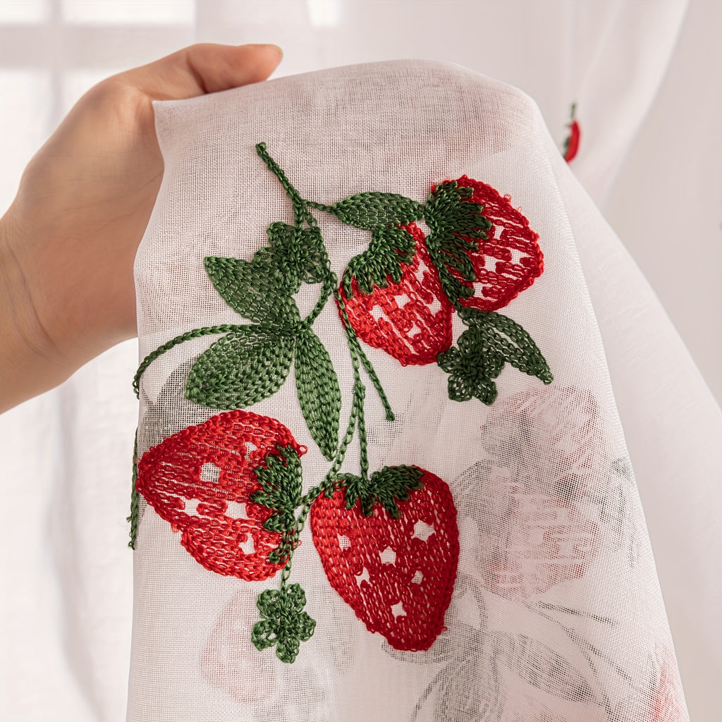 Rideaux courts brodés fraises style bohème, largeur 100 à 139 cm